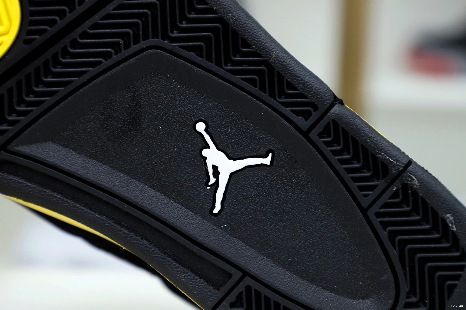 Air Jordan Jordan4  2023 thunder 0726